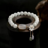 Natural Lucky Jewelry: Women's floral bracelet combining white jade, agate, and shell for positive energy and elegance.
