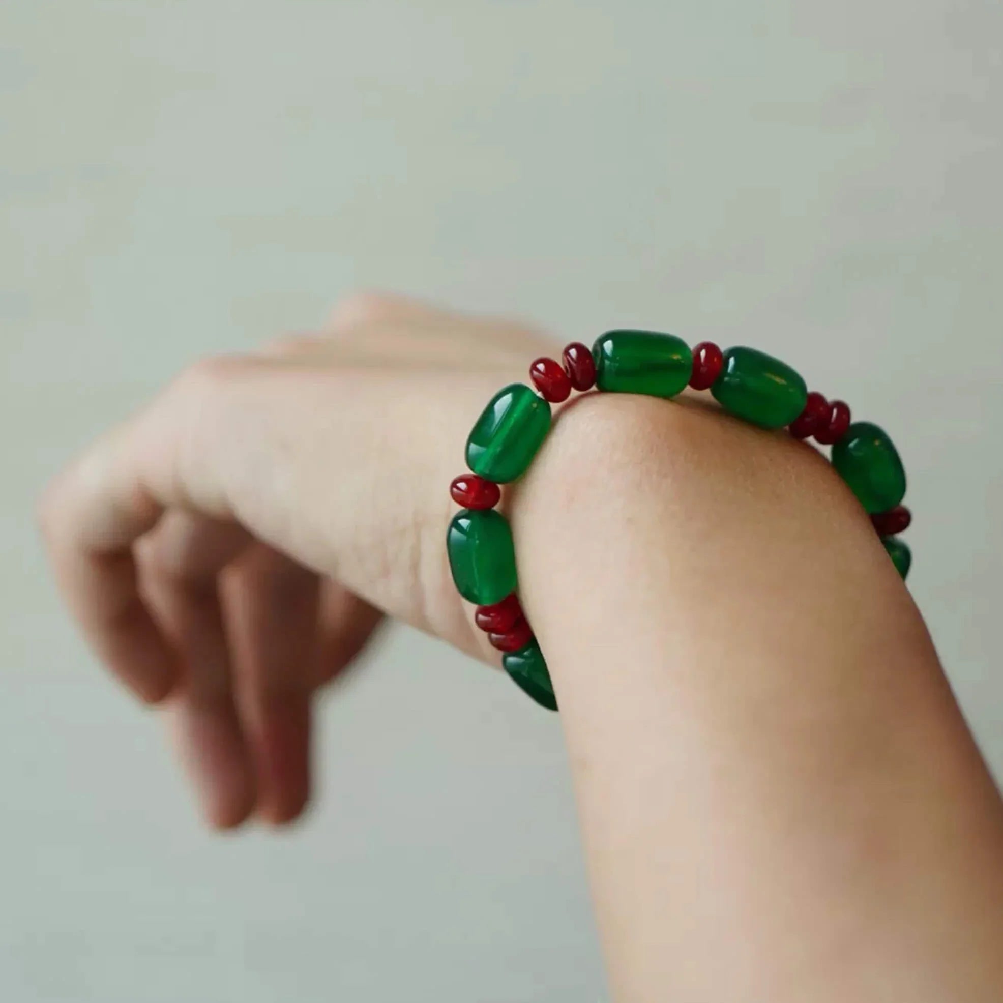 Christmas Agate Bracelet for Women, Red Green Gemstone Beads Holiday Gift, Elegant Stocking Stuffer for Mom Wife Friend